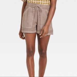 Linen shorts